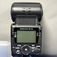 Nikon Speedlight SB-700 Flash