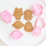 Cartoon Spaceship Cookie Mold DIY Bakery Tools and Accessories Cookie Stamp