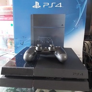 PS4 FAT HEN FULL GAME TERBARU 1TB/500GB dan 2STICK SEGEL VOID UTUH !!!