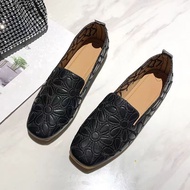 ☇﹍  Coach shoes female 2023 new summer shoes embroidered shoes female hollow out flat doug shoes female shallow mouth mother