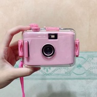 粉紅色 防水菲林相機