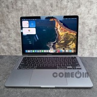 MacBook Pro 13-inch M1 / 8-Core CPU / 8-Core GPU / 8GB Unified Memory / 512GB SSD / Touch Bar and To