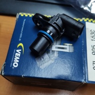 CAMSHAFT SENSOR VW GOLF PASSATCC GOLF EOS BEETLE A4 -B8 TT Q3 Q5 Q7 2.0FSi 07L905163C VEMO GERMANY