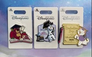 迪士尼徽章 Disney Pin 香港迪士尼 Hong Kong Disneyland Happy Graduation 2024-2026 - Lotso, Olaf, Marie