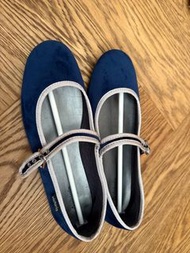 Victoria 藍色瑪麗珍鞋 / Zara 拖鞋/Burgundy 露趾抽踭鞋/Cosmic Wonder 平底鞋