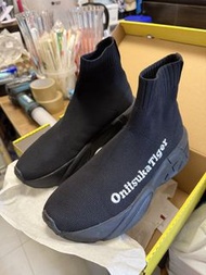 Onitsuka Tiger 黑色高筒運動鞋包郵