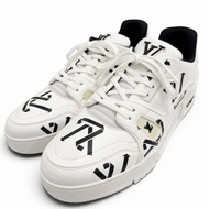 成色極佳 ▼LOUIS VUITTONLV Trainer 系列再生皮革 LV 標誌低筒運動鞋 白色黑色 7 碼 義大利製造 男款