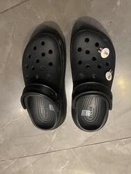crocs泡芙 洞洞鞋 黑色