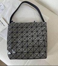 超大容量 手提/斜背 鑽石紋 銀黑色水桶包 BAO BAO ISSEY MIYAKE Valley Tote Bag Crossbody Bag 手袋