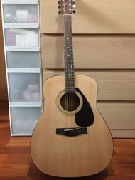 Guitar Yamaha f310