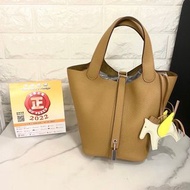 ❤️Hermes Picotin 18😍4B Biscuit 🍪 餅乾色 TC leather 銀扣 Z stamp熱賣顏色