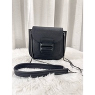 Preloved Lovcat Sling Bag