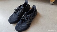 Adidas Ultraboost 22 全黑跑鞋