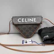 Celine賽琳 triomphe老花凱旋門大號三角包 斜背包