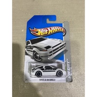Hot Wheels Toyota AE-86 Corolla HW city