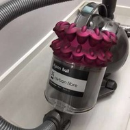 95%新Dyson 吸塵機+各類吸頭