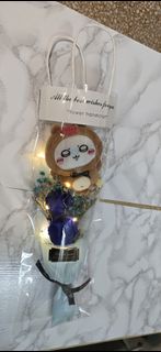 狸貓賞 C賞 貍貓 100%正版 飛鼠 情人節 禮物 驚喜 玫瑰 花 花束 送手提袋 滿天星 求婚 情侶 結婚 Chiikawa 周年 週年 紀念 記念 抽獎 生日 母親節 聖誕 畢業 Usagi 兔