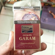 Gudang Garam International 12 batang