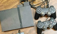 Sony PS2 薄型 已改機 附記憶卡及兩個原廠手把