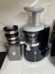SMEG SLOW JUICER 慢磨 機 果汁機  榨汁機 雪葩