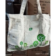 TOTE BAG MUDAH DIBAWA KEMANA-MANA