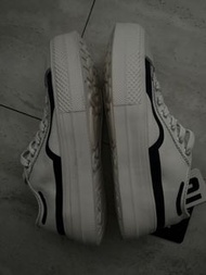 23.65 厚底帆布鞋