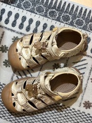 KEEN 兒童涼鞋 33+ 黑色皮鞋34碼