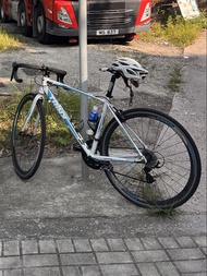 ‼️Trinx Swift 1.0 鋁合金公路車‼️加100配Giro 頭盔