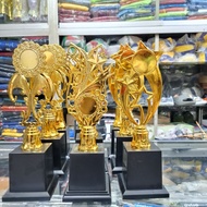 1 set of cups (1 to 3rd place)