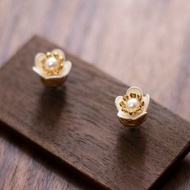 【白雪】 梅。水晶花天然珍珠 耳環