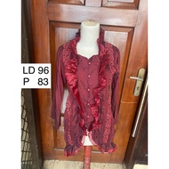 Top Vintage Gothic Maroon RuffleWanita
