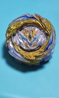 二手近全新正版爆旋陀螺擊爆戰魂 DB B-194 B194 合併完美爆裂魔王隱藏聖王版 配四個特別色F V S L gear (手上最後一套)