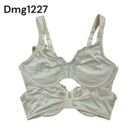J Dmg1227 branded bra By Curvation without foam with wire Riject bra size 38C