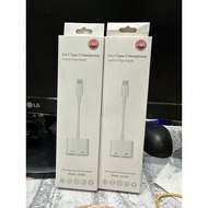 JH-032 2-in-1 TYPE C CONVETER CAN BE USED FOR HEADSET & CHARGER SUPPORTS ALL TYPE C MOBILE PHONES