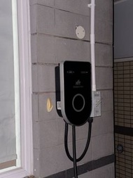 Tesla充電樁 犀牛充電