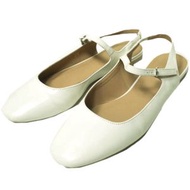 ADAM ET ROPE 2022春夏款露跟瑪麗珍涼鞋 GAA02080，23厘米，米白色，繫帶涼鞋。二手。 [ADAM ET ROPE]