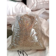 Dedak Hitam Kasar & Halus Makanan Ayam 2 kg