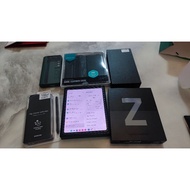 (512gb)Samsung galaxy fold 3 12+512gb 5G Silver Malaysia*Free Samsung Cover with S Pen
