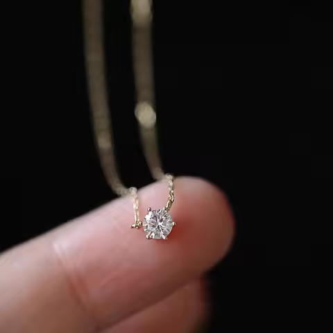 925 Sterling Silver 18k Gold-Plated Necklace With a Single Shiny 5A Zircon Collarbone Chain Suitable