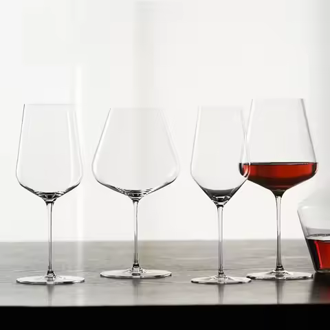 Burgundy Bordeaux Style Luxury Upscale Banquet Party Wine Glass Extremely Thin Masterly Craft Perfec