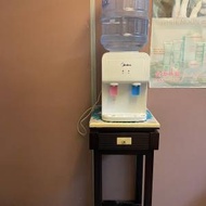 Midea 飲水機，實木櫃