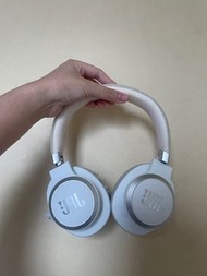 JBL頭戴式耳機(只接受私訊約交收‼️）