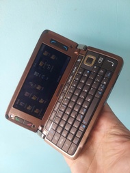 Nokia E90