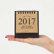 ❤正韓國現貨❤ wannathis~2017 Calendar 純粹經典 迷你牛皮紙桌曆 月曆