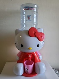 Hello kitty 造型飲水機