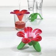 Koziol Audrey Flower Tea Strainer -Red/green tea infuser made in Germany