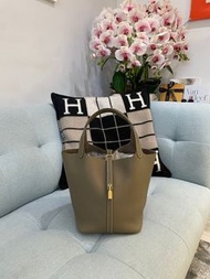 Picotin 22 大象灰 金扣  K Stamp