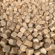 Square wooden grain 1 x 1cm sand scoop Ganoderma Bedding for children's play area, Type 1 Smooth, st