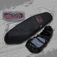 Cover Jok Motor 𝗔𝗺𝗽𝗹𝗮𝘀 𝗞𝗮𝘀𝗮𝗿 (Pakai Karet) Variasi Logo Mika Motor Vario Beatdll.