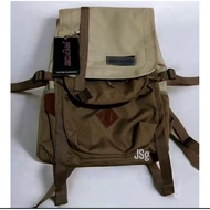 Hatchet Light khaki and Cayote Brown backpack